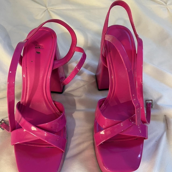Zara Women's Hot Pink Strappy Heels - Picture 1 of 6